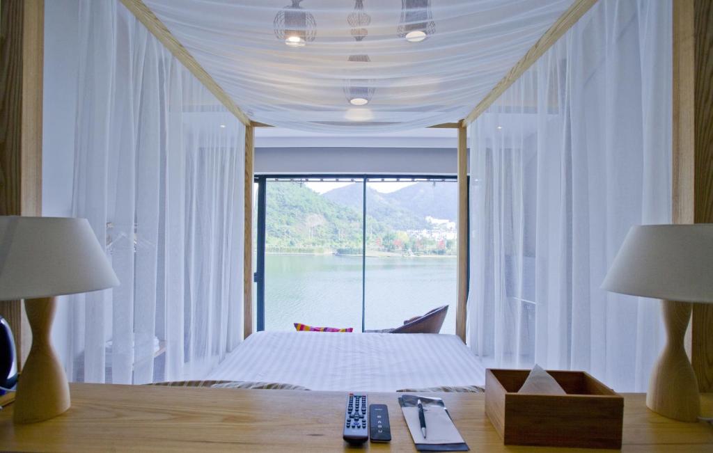 Posezení v ubytování Huangshan Shanshuijian Wei Boutique Hotel