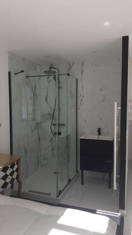 Kúpeľňa v ubytovaní Appartement OH! Duc de Sully
