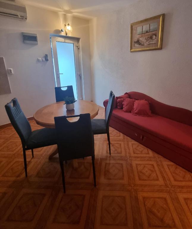 Posedenie v ubytovaní Euromodus apartmani
