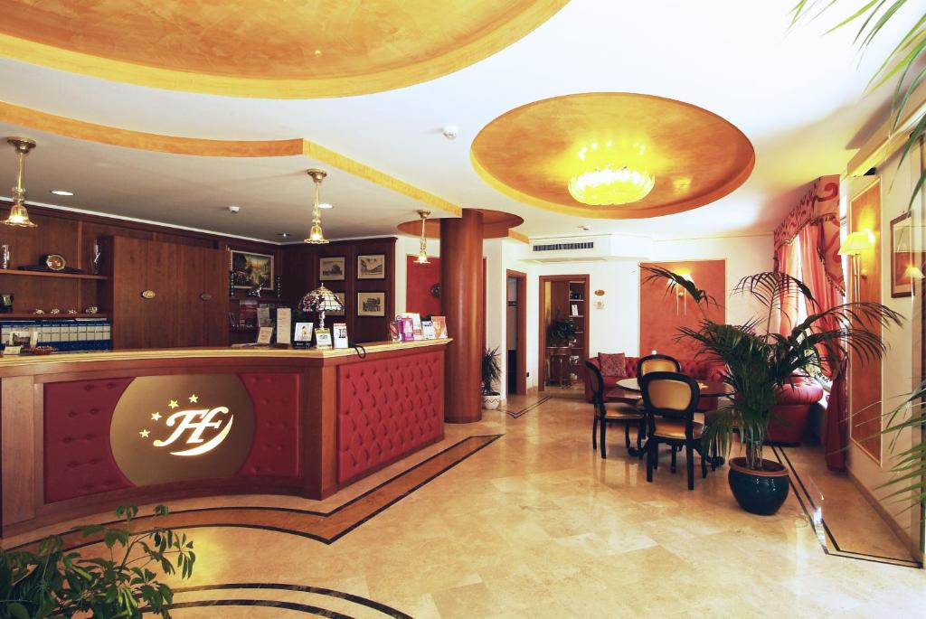 Lounge nebo bar v ubytování Fashion Hotel
