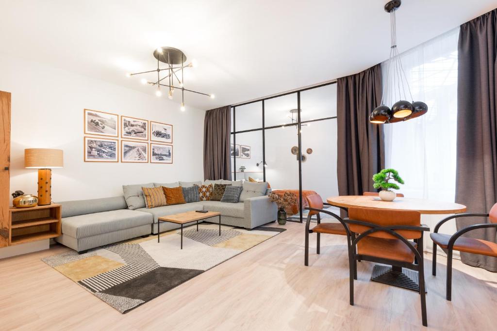 Posedenie v ubytovaní Luxury Presidential Suite in The Absolute Center