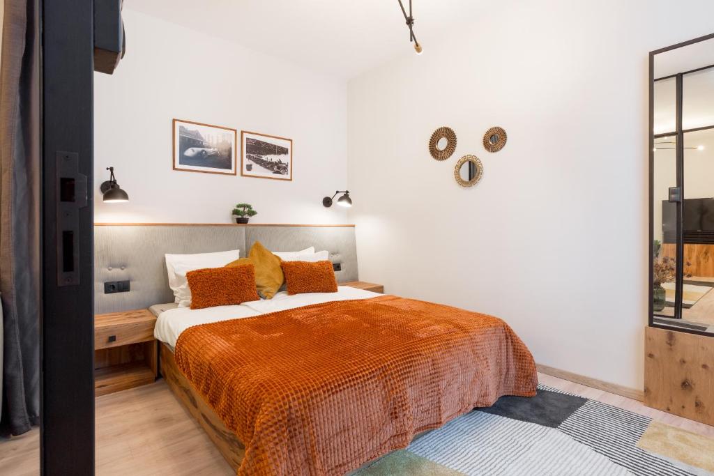 Posteľ alebo postele v izbe v ubytovaní Luxury Presidential Suite in The Absolute Center
