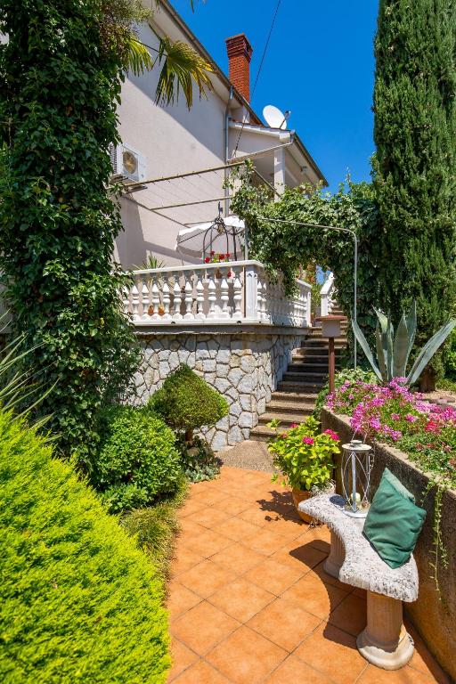 Zahrada ubytování B&B Marijana