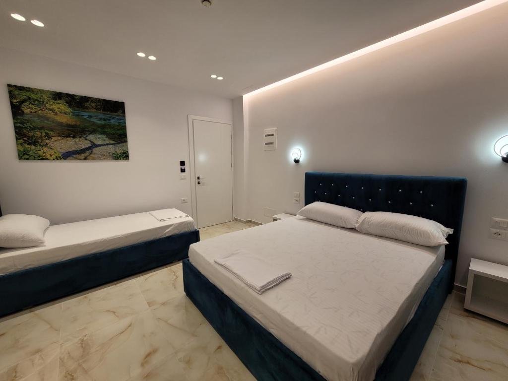 Fenix Hotel - Image 4