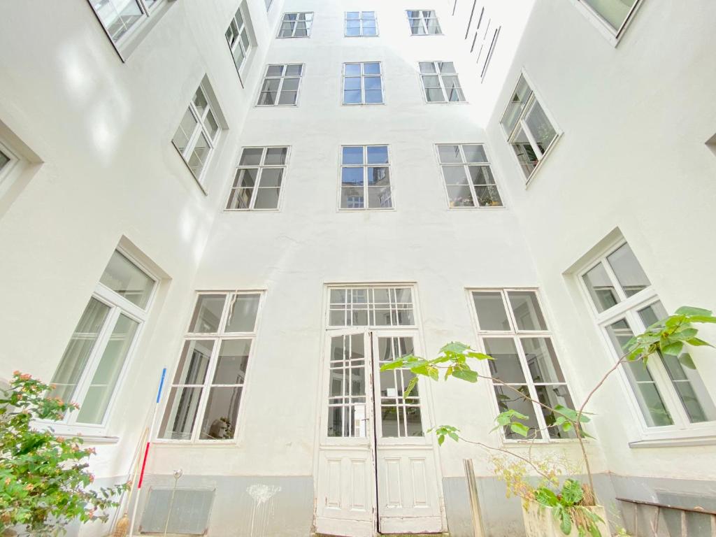 Budova, v ktorej sa apartmán nachádza