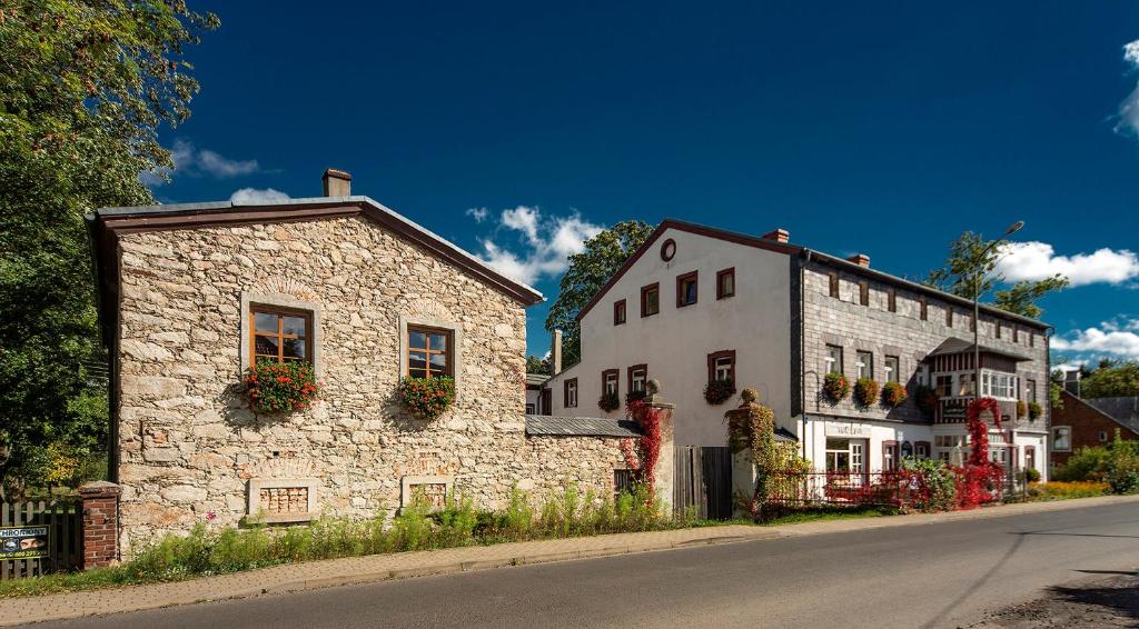 Budova, v ktorej sa apartmán nachádza