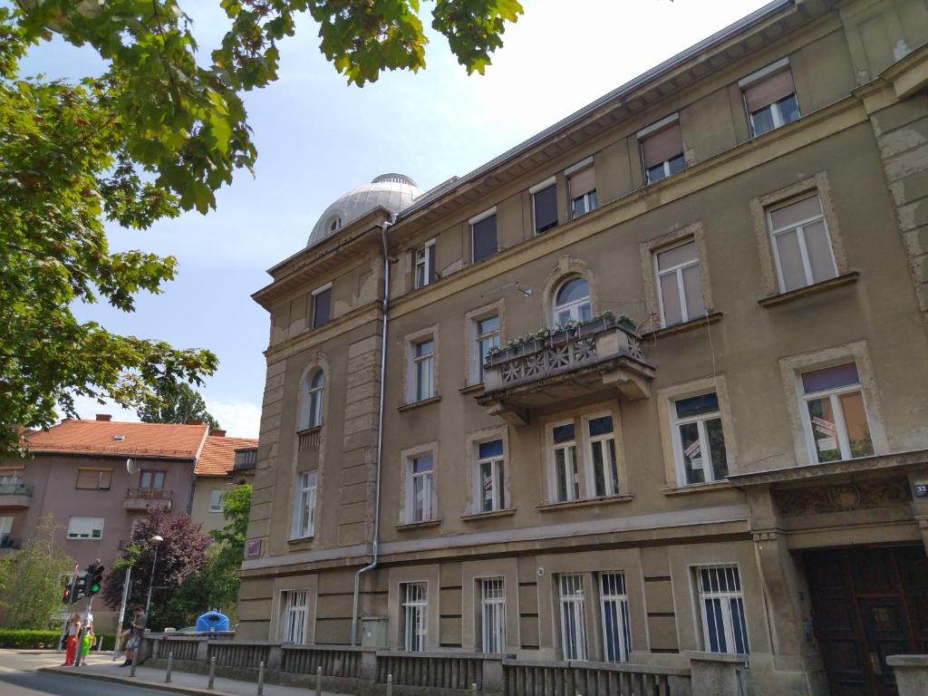 Budova, kde se apartmán nachází