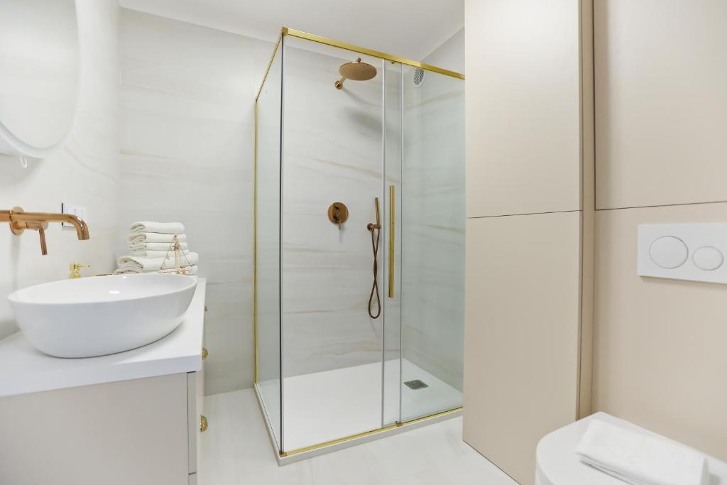 Kúpeľňa v ubytovaní M&K Apartamenty Sailors Golden Yacht, Gdańsk - Wyspa Sobieszewska