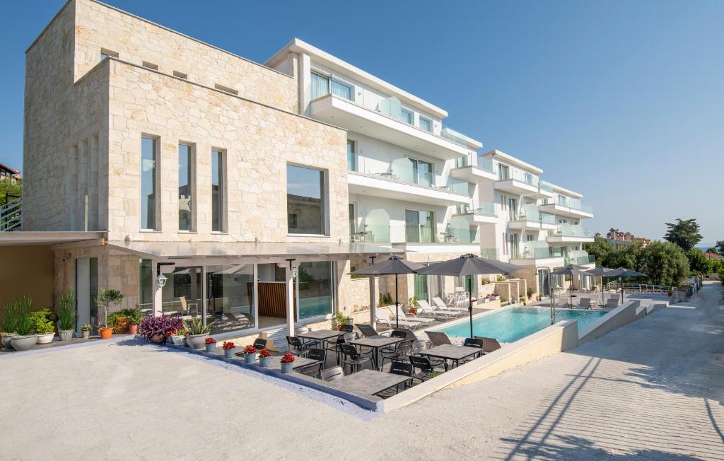 Budova, kde se hotel nachází