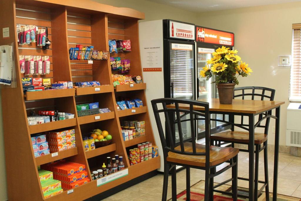 Candlewood Suites Wichita - Airport by IHG photo