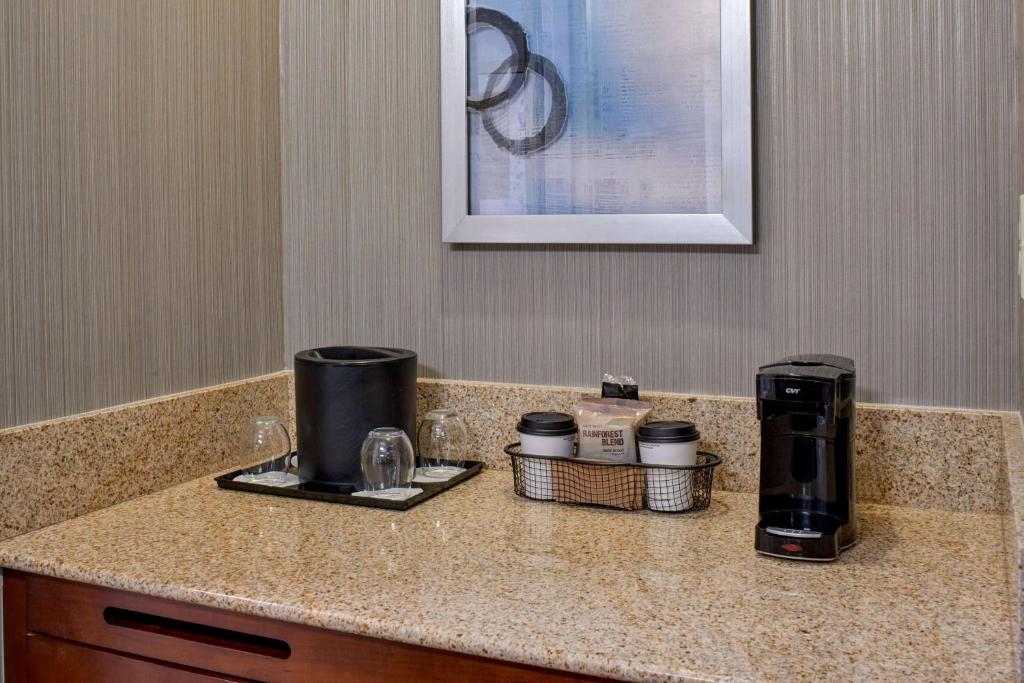 Sonesta Select Indianapolis Carmel - Mobilité ACCESSIBLE SALLE DOUCHE ROLL-IN