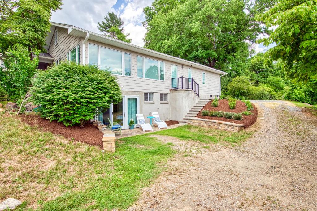 Lakeview Studio - Housity