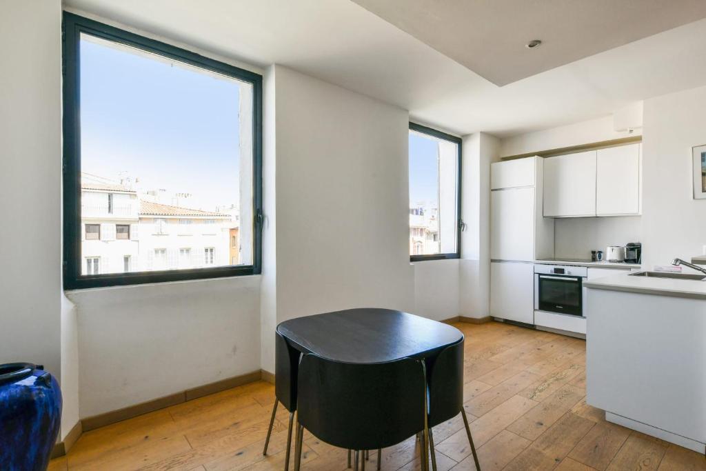 Wonderful modern apartment on the Old Port - Marseille - Welkeys