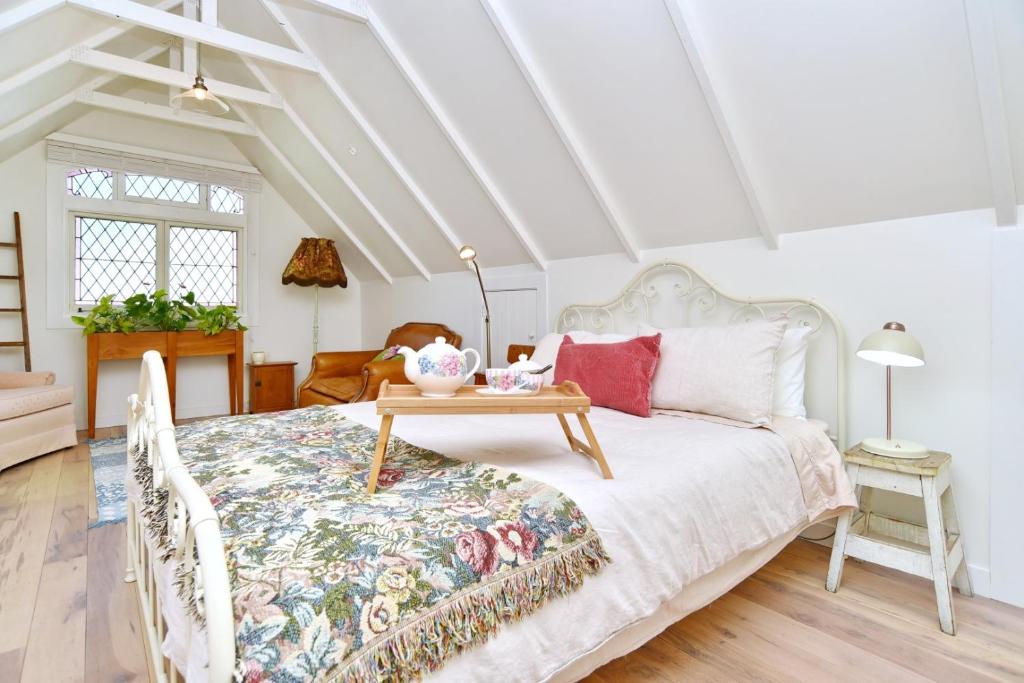 Louisa Chandler - Christchurch Holiday Homes - Housity