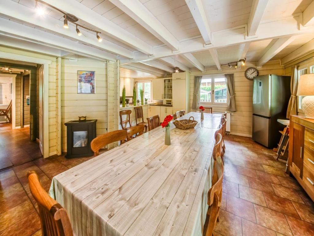 Posezení v ubytování Chalet in Ardennes near Durbuy with Sauna