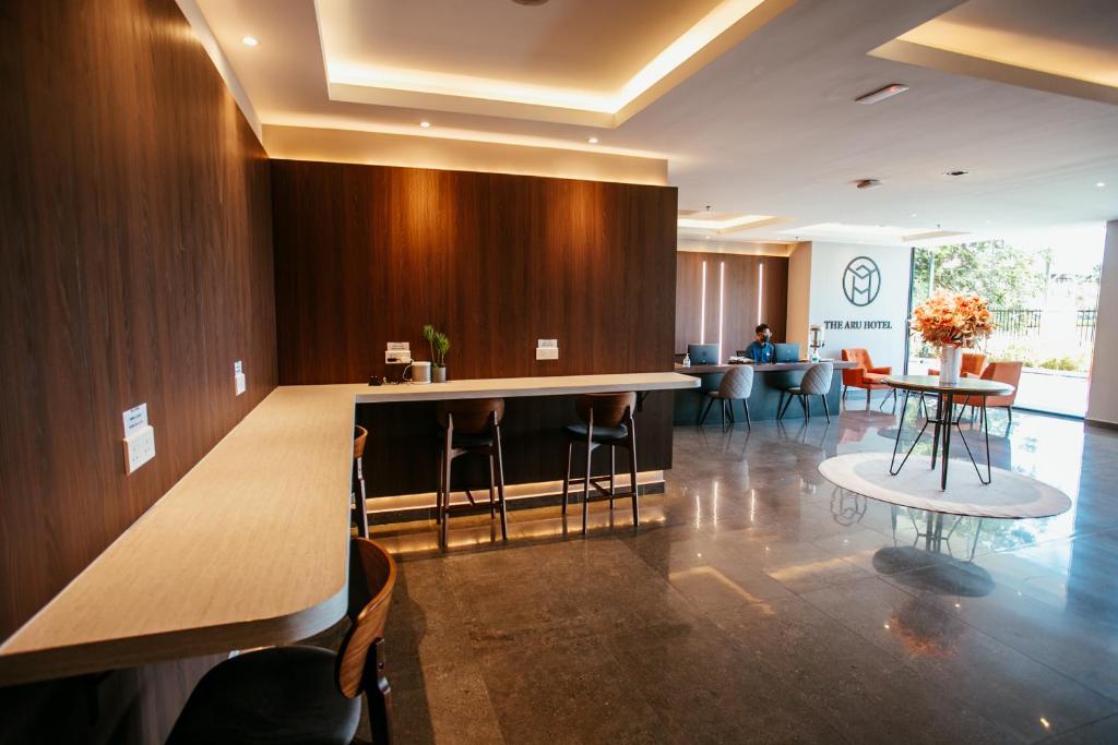 Posezení v ubytování The Aru Hotel at Aru Suites