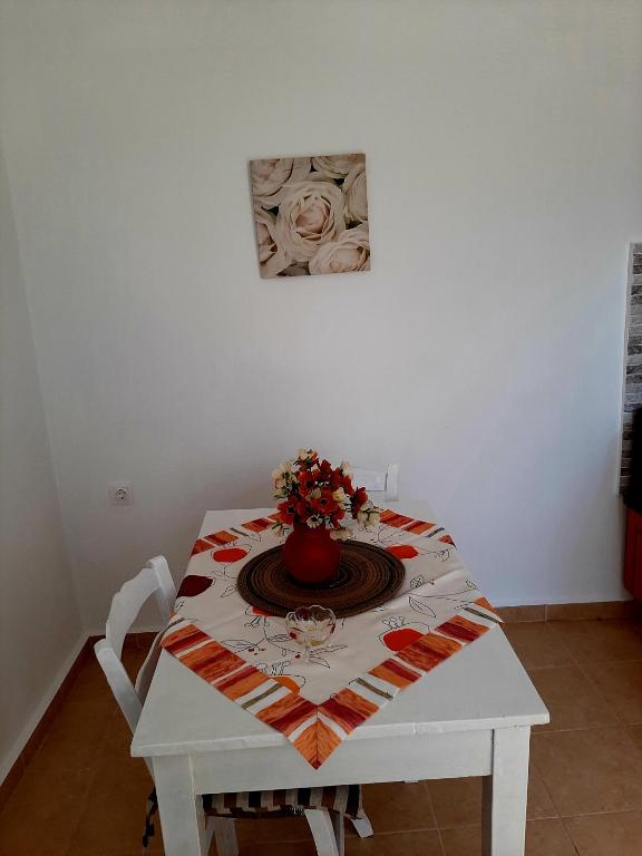 Zdjęcie z galerii obiektu Lemon Garden 1 w mieście Karídhion