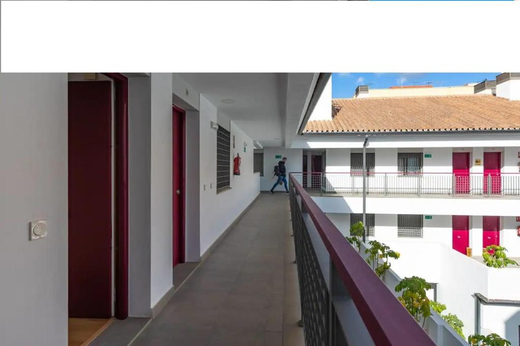A balcony or terrace at apartamento la rosaleda