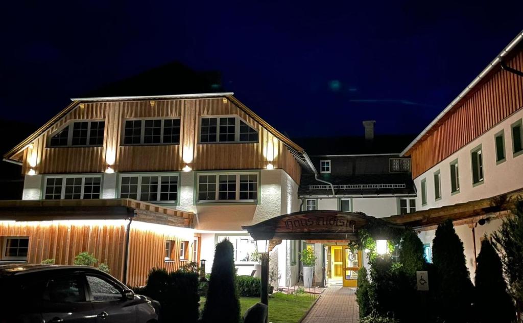 Budova, v ktorej sa hotel nachádza