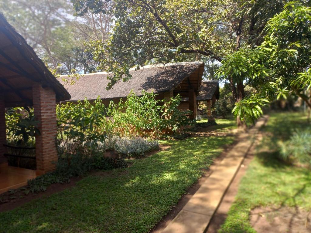 Barefoot Lodge and Safaris - Malawi - Chalet