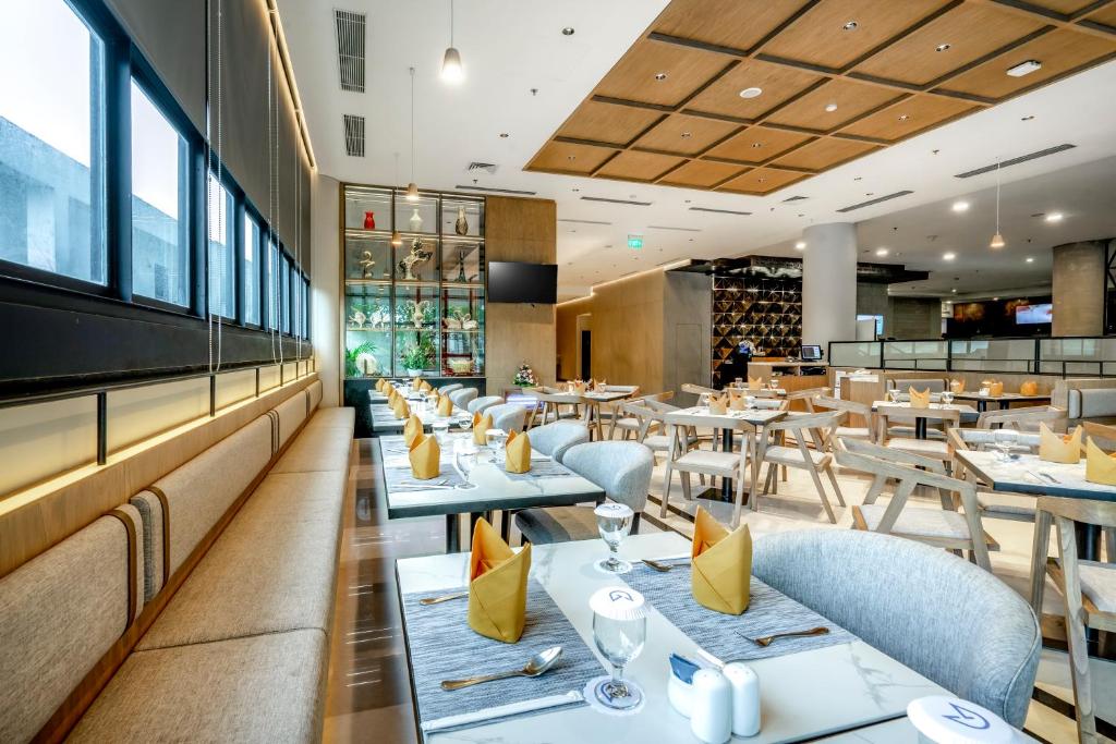 Restaurace v ubytování Golden Tulip Pontianak