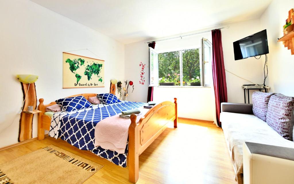 Apartments Matovina - Two-Bedroom Apartment With Patio