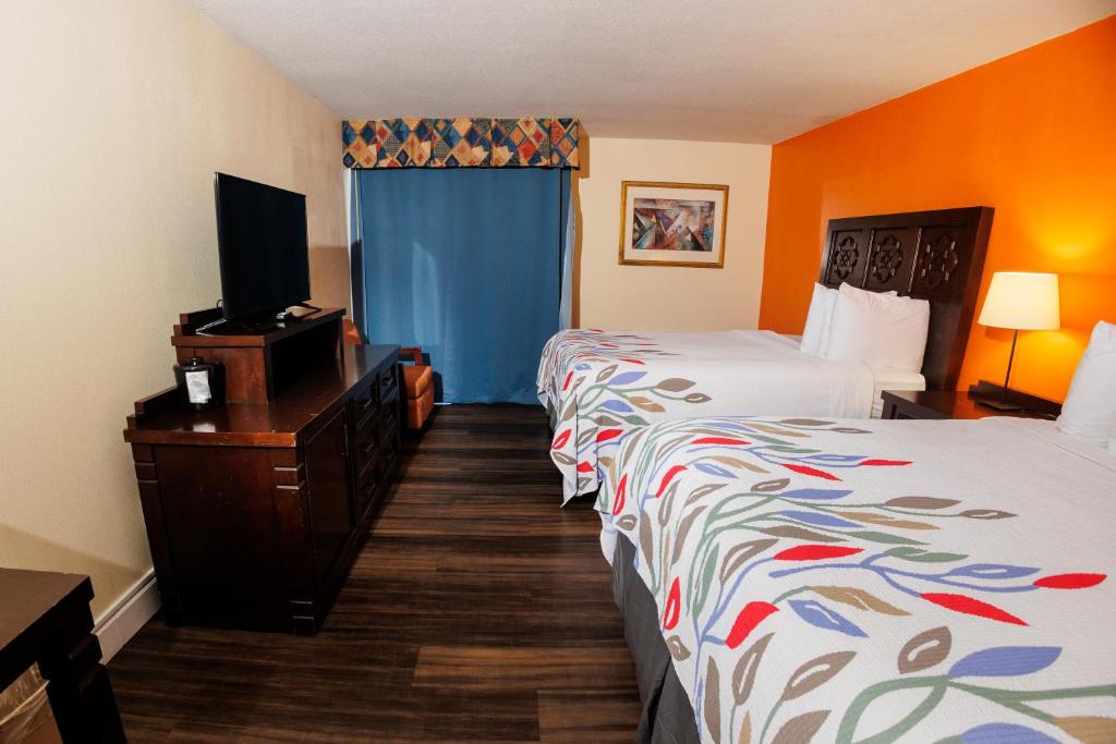 Garnet Inn & Suites, Orlando - 双层房间 -- -- 残疾人无障碍