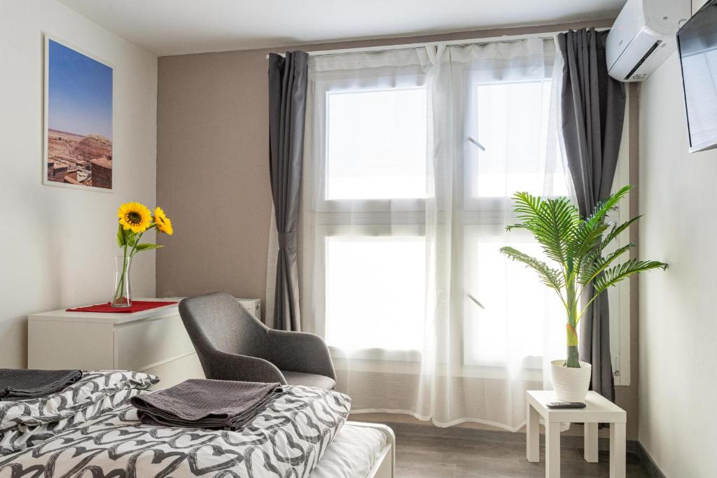 RÁKÓCZI 4 BEDROOM CENTRE APARTMENT 1088 Budapest, 9 Rákóczi út kép - 1