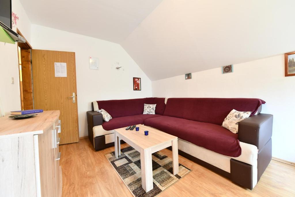 Apartments Matovina - One-Bedroom Apartment With Balcony
