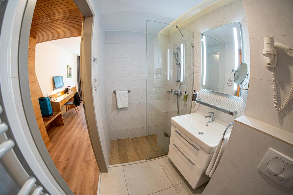 Łazienka w obiekcie Pangea Hotel