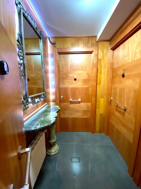 Grand Plaza Vega Centro Histórico de Burgos - 11