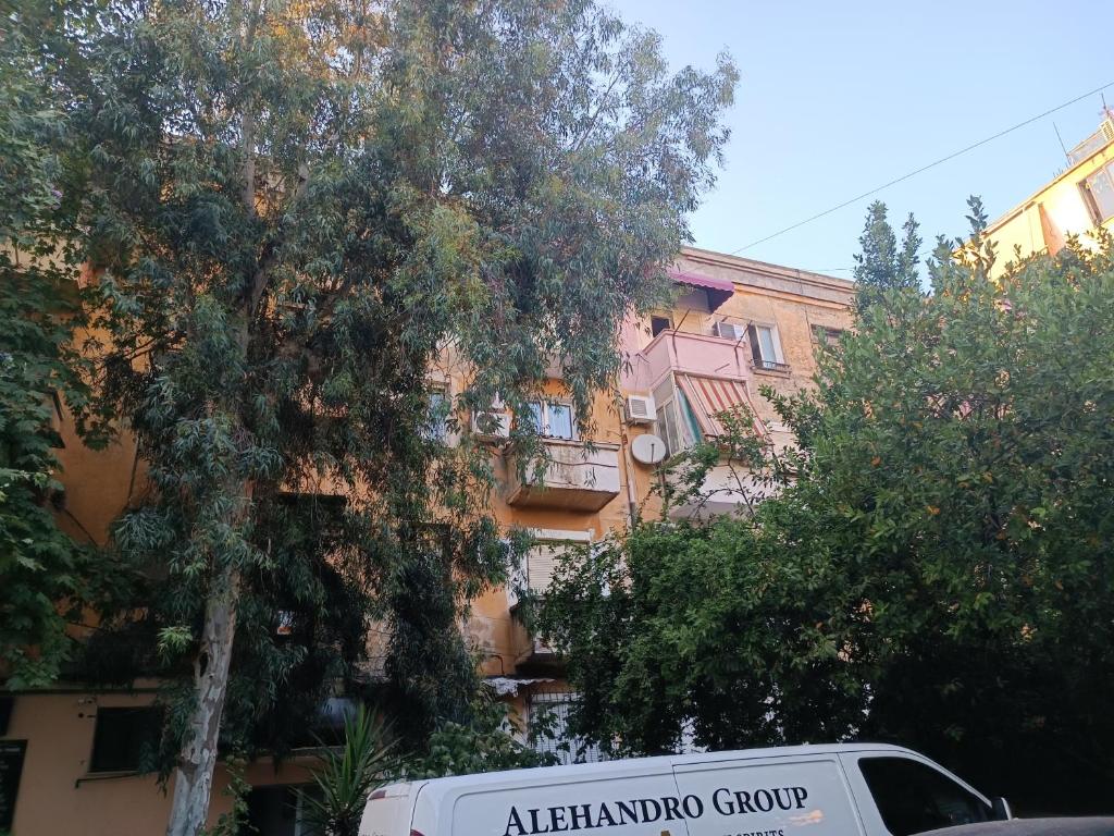 Tirana's Hidden Wonder - Imazhi 9