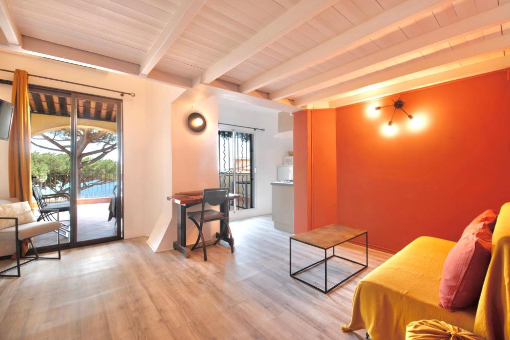 Villa Les Glycines - Duplex Apartment