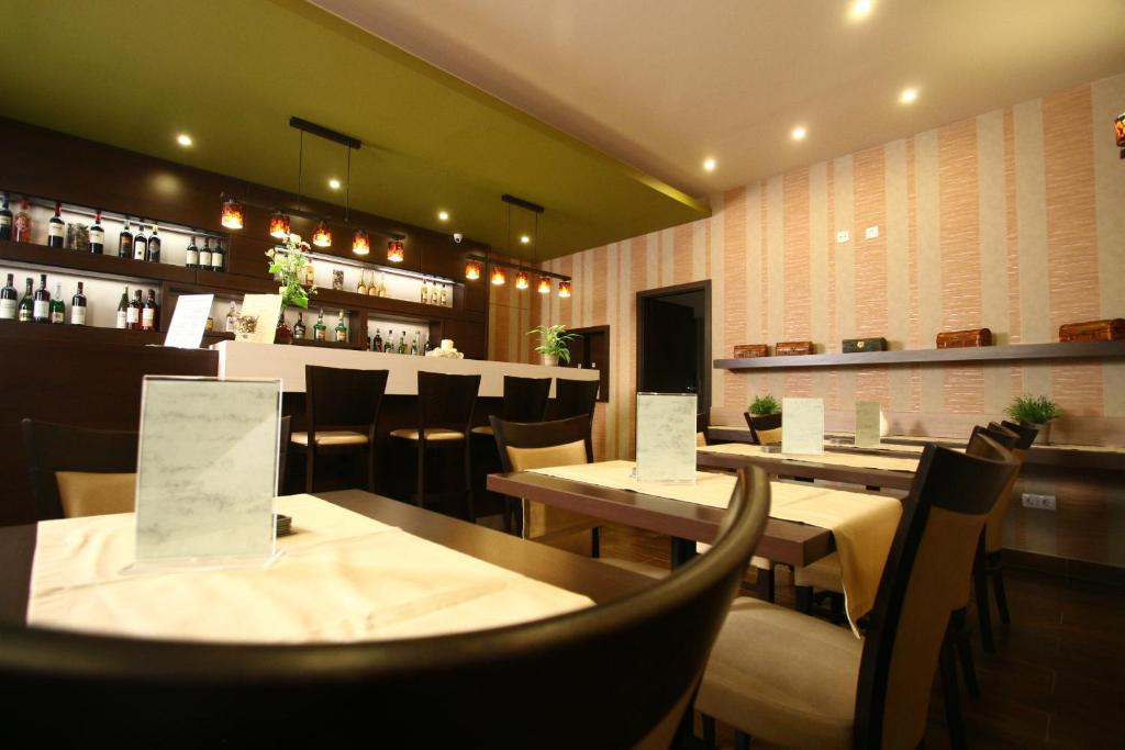 Central Hotel 21 - Resim 4