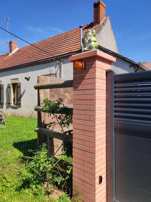 Budova, v ktorej sa dovolenkový dom nachádza