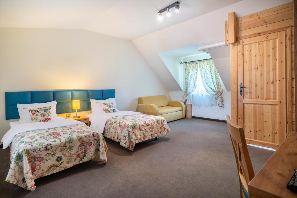 Łabędź Hotel Karczma - Habitación Doble Con Vista Al Lago