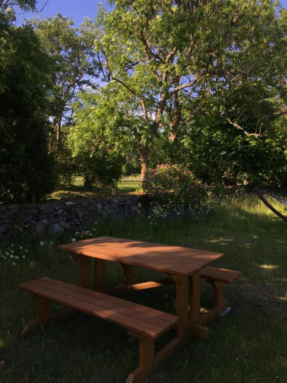 Zahrada ubytování Muhu cabin Aasa
