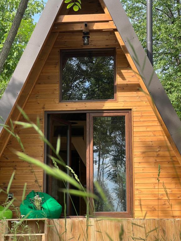 Budova, kde se prázdninový dům nachází