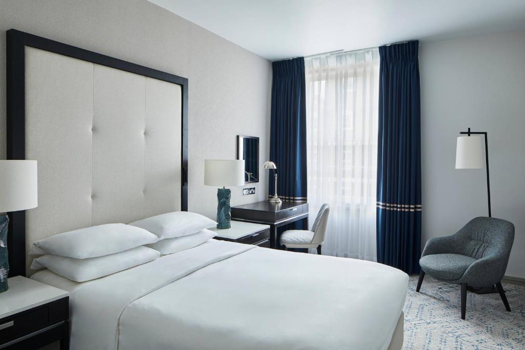 London Marriott Hotel Grosvenor Square - Resim 18