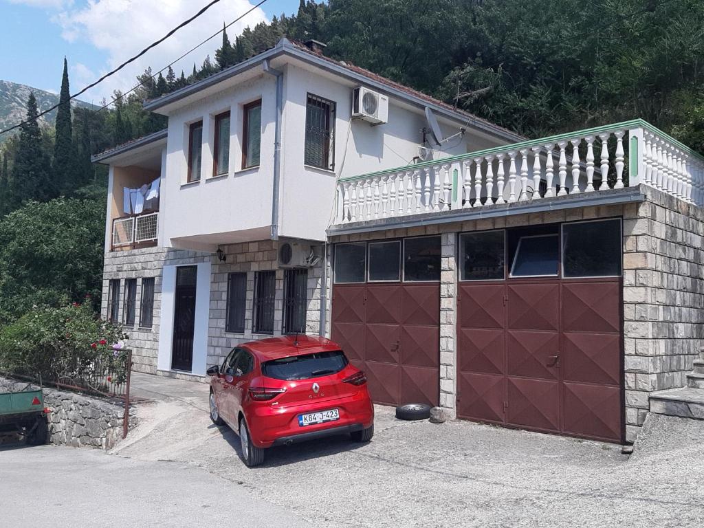 Apartman Čerkez - Housity