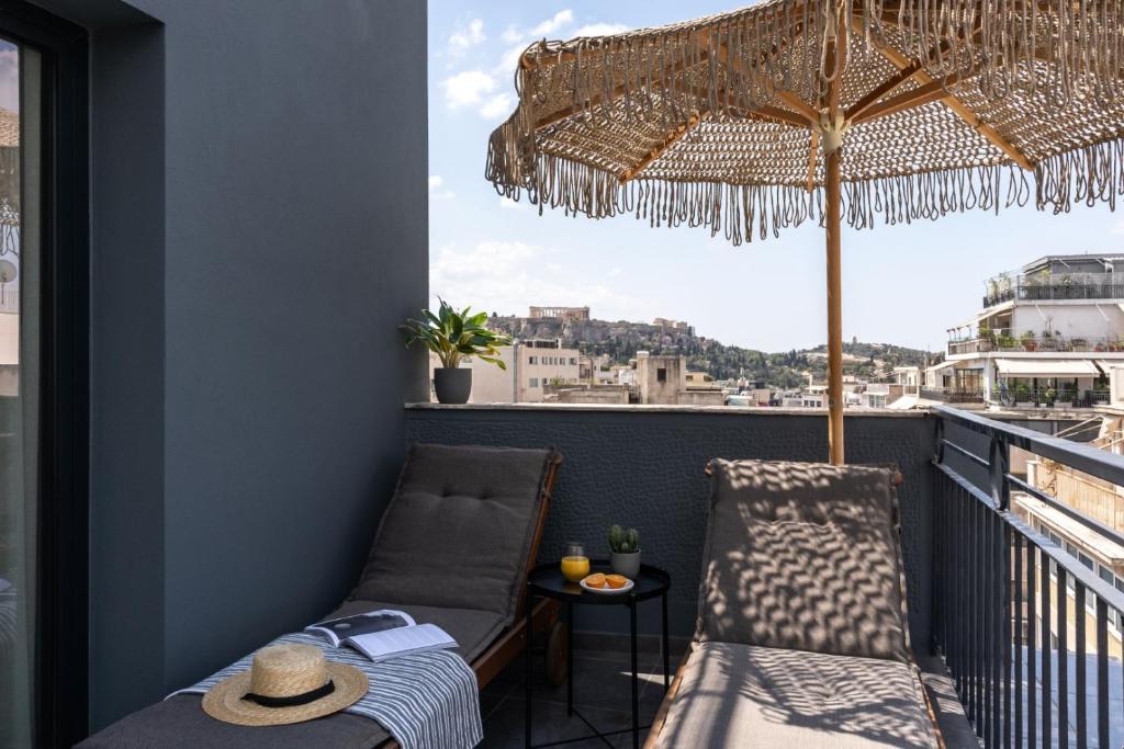 
Two-Bedroom Suite with Terrace and Acropolis View 
