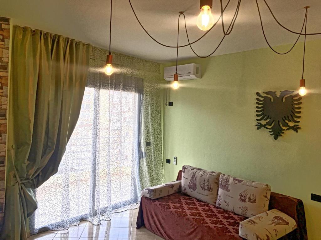 Royal Apartment Luxury Holiday for Queen and King - Image 6
