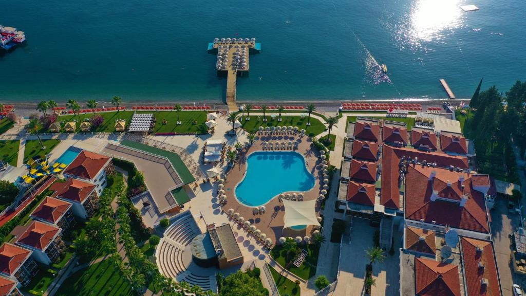an overhead view of a resort by the water at AQI Hydros Club in Kemer