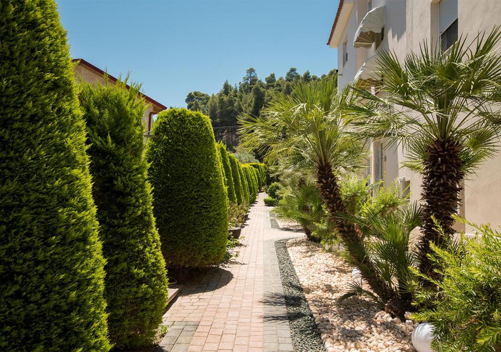 Vonkajšia záhrada v ubytovaní SUN RESIDENCE Exclusive Seaside Suites