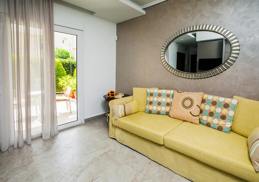 Posedenie v ubytovaní SUN RESIDENCE Exclusive Seaside Suites