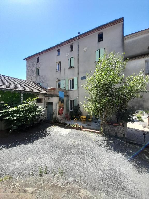 Budova, v ktorej sa ubytovanie bed & breakfast nachádza