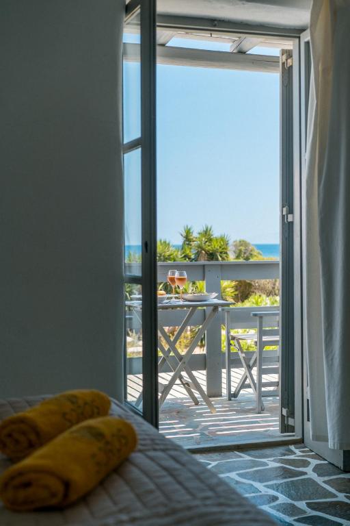 Balkón nebo terasa v ubytování Soros Beach Antiparos