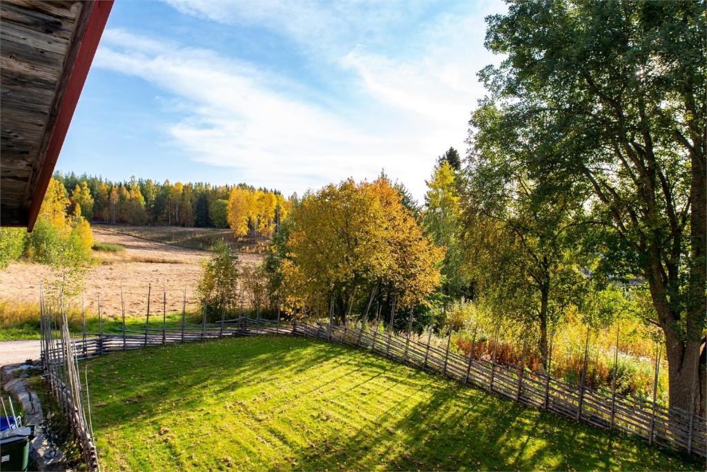 Zahrada ubytování Luxurious Log House - Gränsfors 354