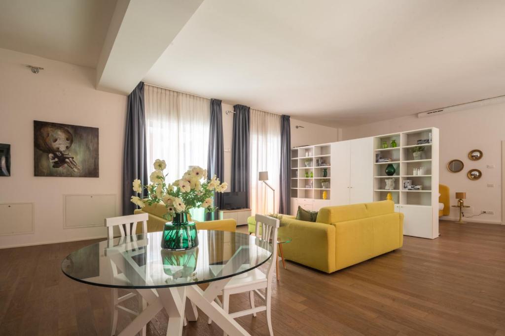 Centrale Mazzoni Apartments R&R - Loft
