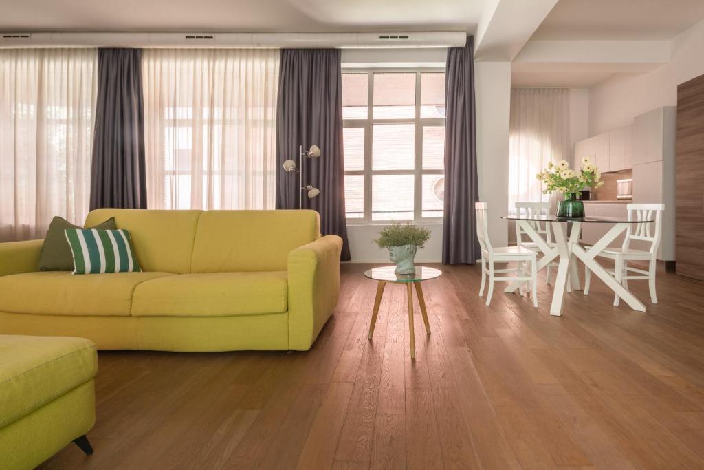 Centrale Mazzoni Apartments R&R - 